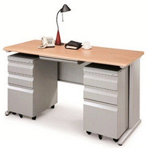 Standing Desk/Freestanding Tables