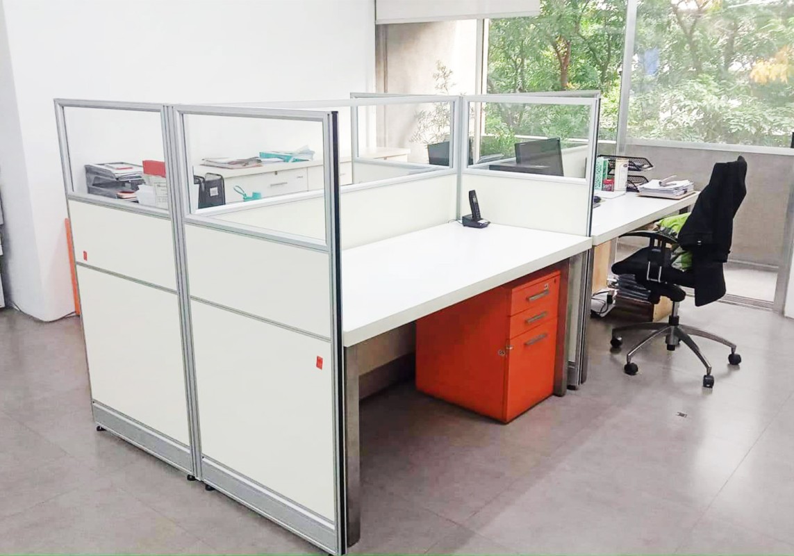 UXS INC - office workstation