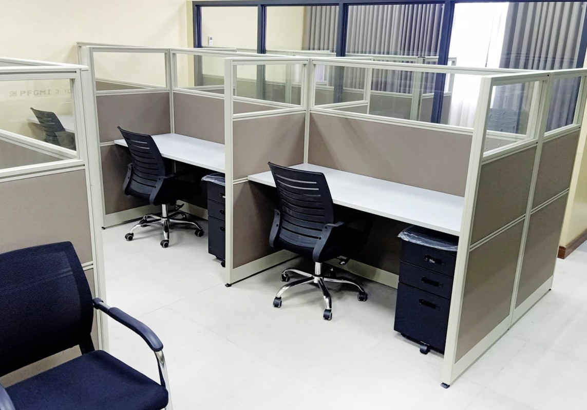 MUNTINLUPA CITY modern minimalist office furniture