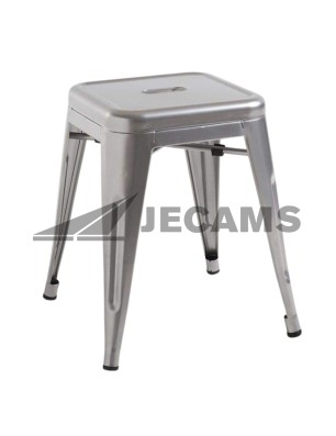 Metal chair in powder coated finish